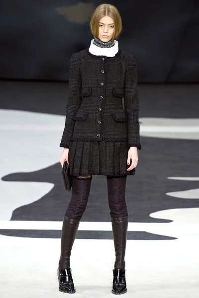 Look 38